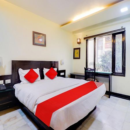 Oyo Flagship Hotel Rudra Palace Agra  Exterior photo