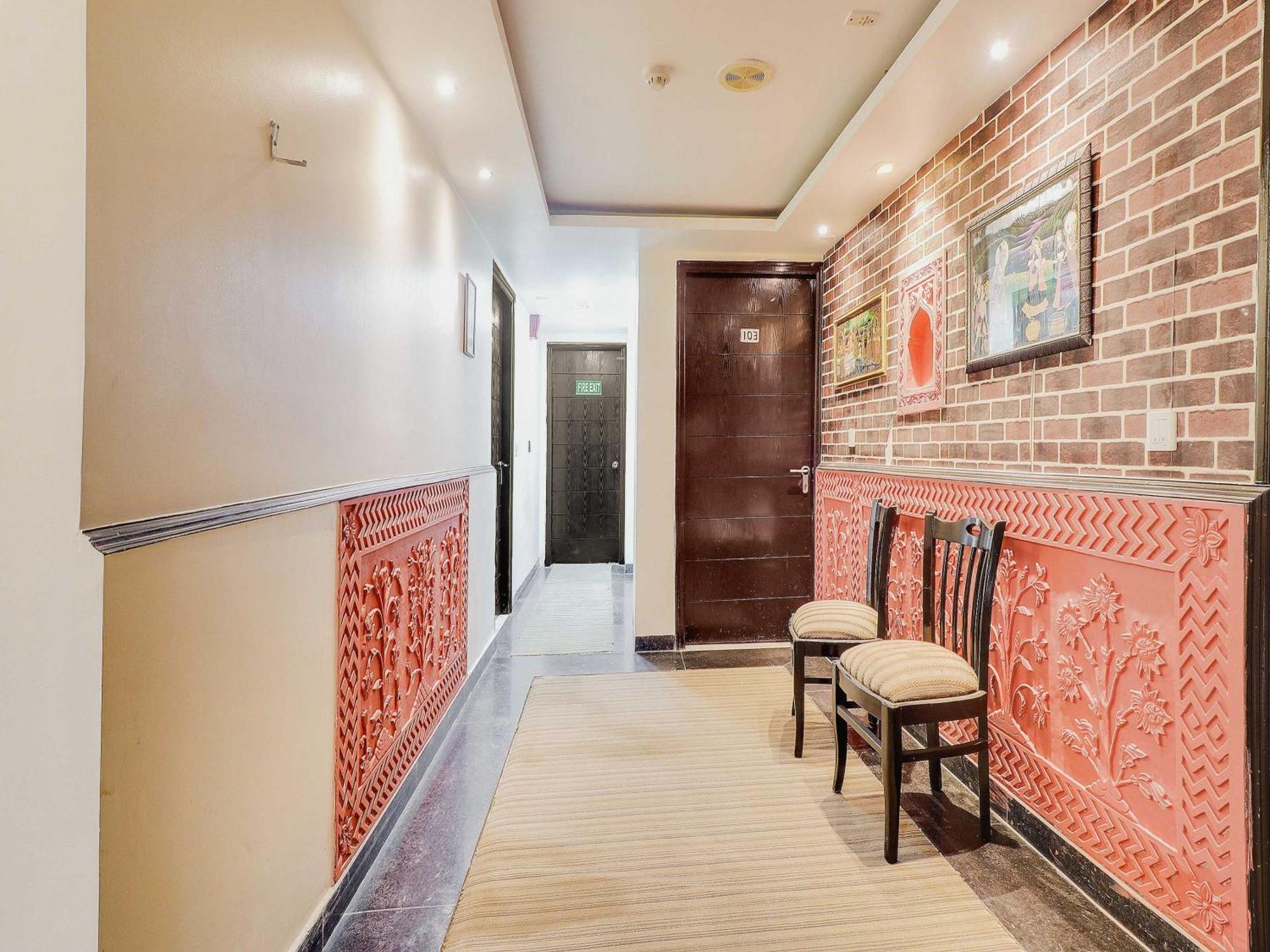 Oyo Flagship Hotel Rudra Palace Agra  Exterior photo